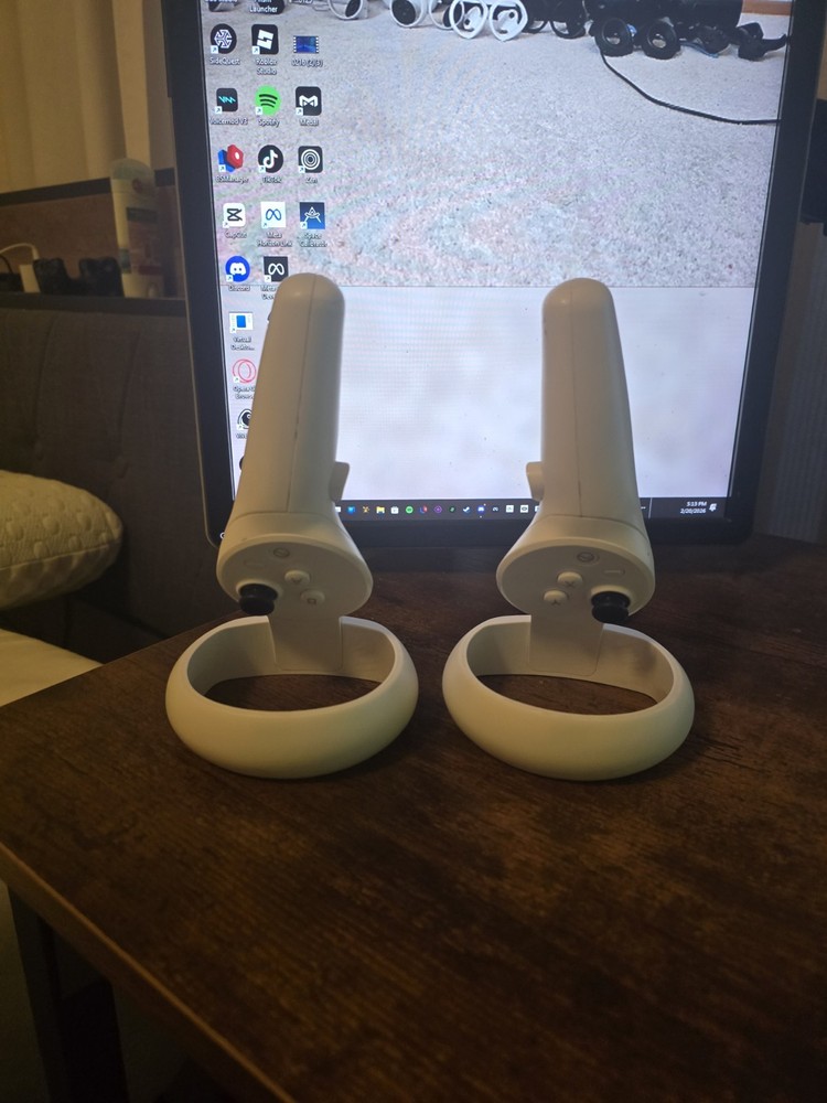 Pico Neo 3 Pro Virtual Reality Headset With Controllers