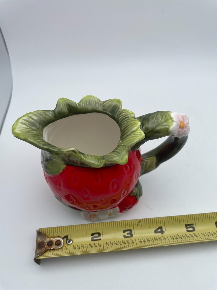 Corner Ruby Strawberry Collection Creamer 8oz Handcrafted Fruit Figural B13