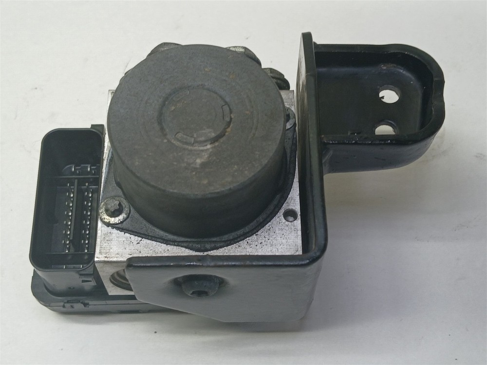Harley-Davidson 2013 Dyna Super Glide ABS Pump Module 48340-12