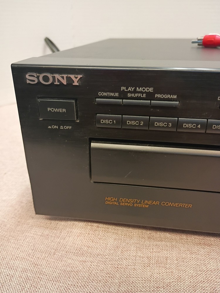 Sony CDP-C265 Compact Disc Player TESTED