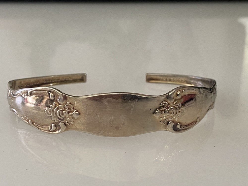Vintage Silver Plated WMA Rogers Oneida LTD Bangle Bracelet Flowers Scrolls Nice