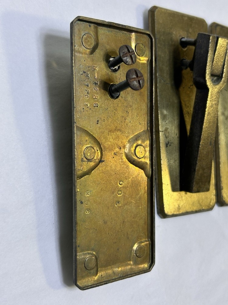 Unique, Heavy Brass Drawer Pulls Set Of 4