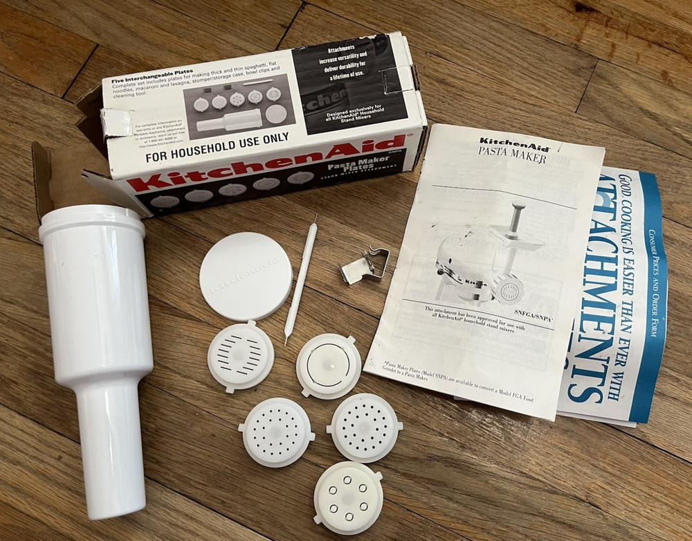 Kitchen Aid Model SNPA 9 pc. Pasta Maker Plates w/Box Complete