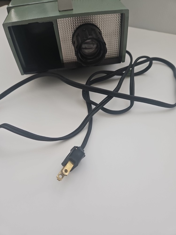 Vintage Realist 400 Slide Projector Tested Works