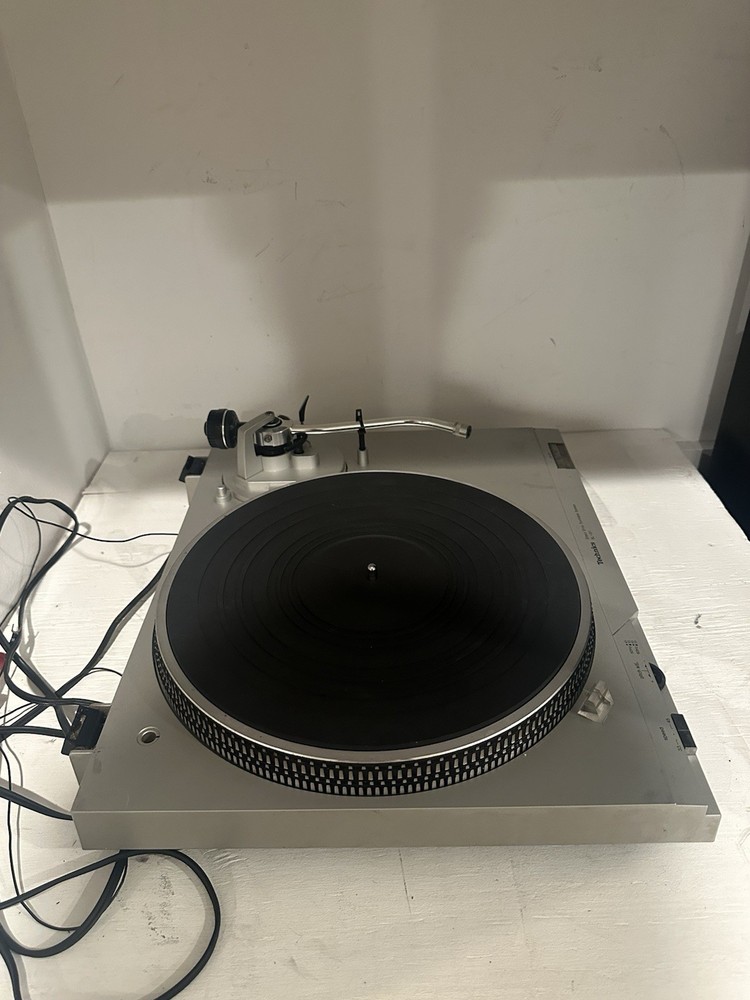 Serviced Technics SLD1 W/ Dustcover
