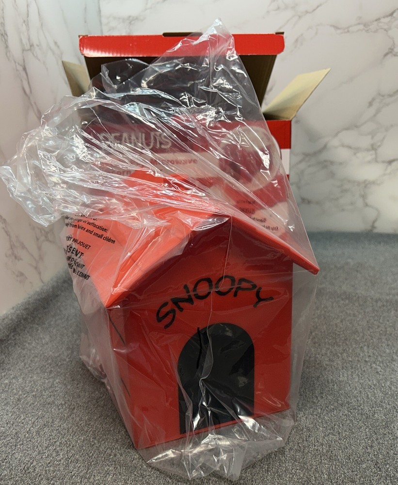 Peanuts Speedy-Pop Microwave Popcorn Maker, New In Box