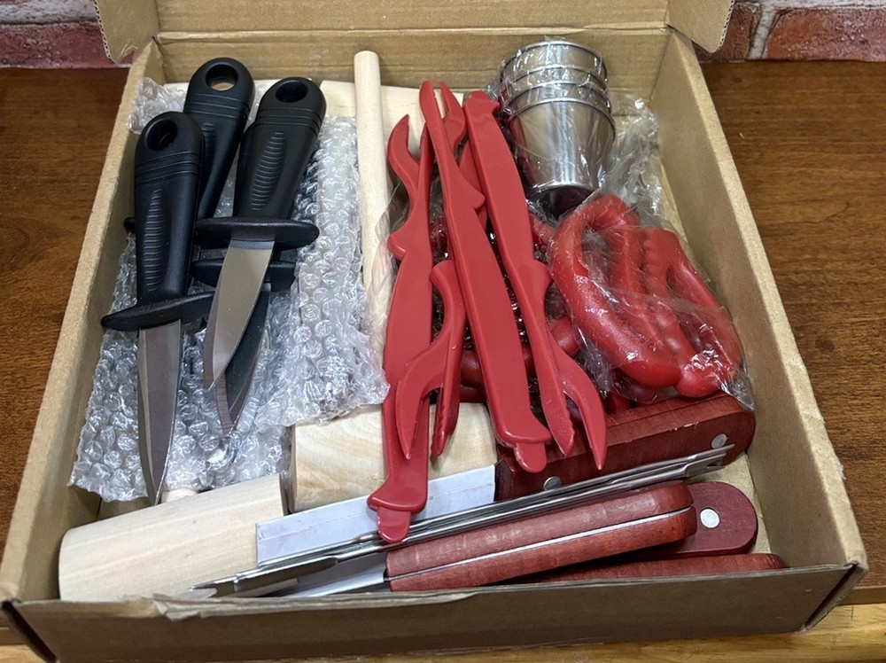 32PC Seafood Tools Set Nut Cracker Set Includes 4 Each Of 8 Different Items