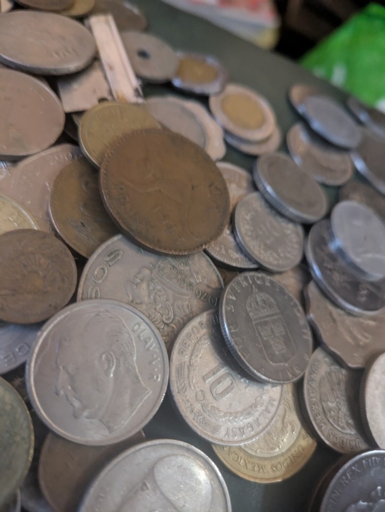 25 Foreign Coins Mixed Modern ! Random Pulls