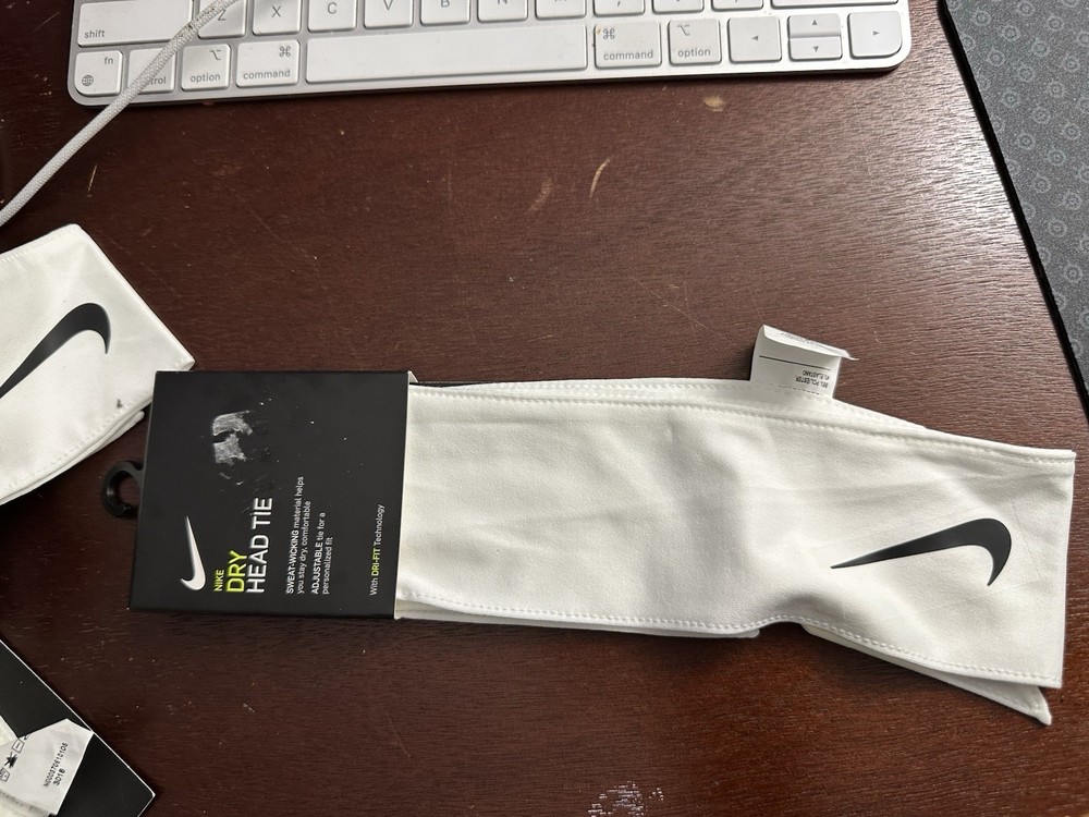 Nike Dri-Fit Head Tie 4.0 White