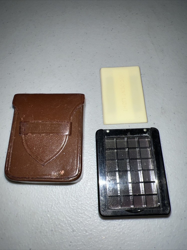 LEICA INCIDENT LIGHT METER MC BOOSTER CELL IN CASE
