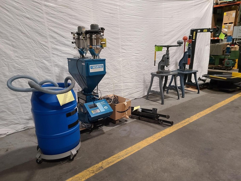 Novatec Complete Plastic Resin Batch Blending System NGBBS-2 Dual VL-3 Loaders