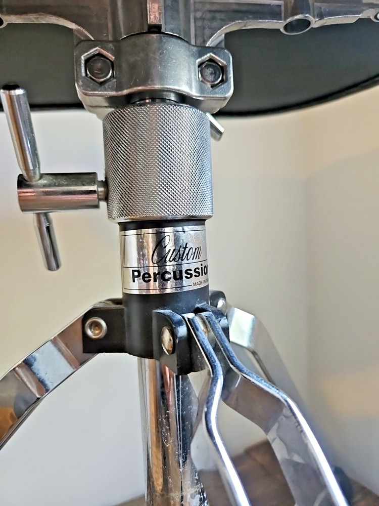 Custom Percussion WMCTR Drum Throne - Red Padded Velvet