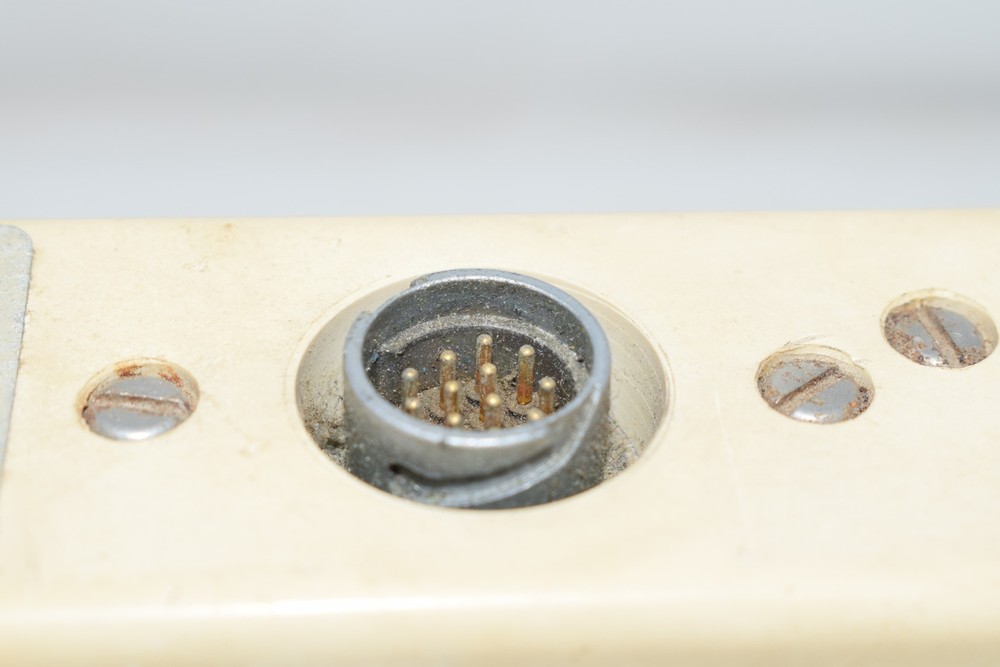 Applied Materials Mass Flow Controller, Rust AFC-550 6-300 SCCM Hydrogen