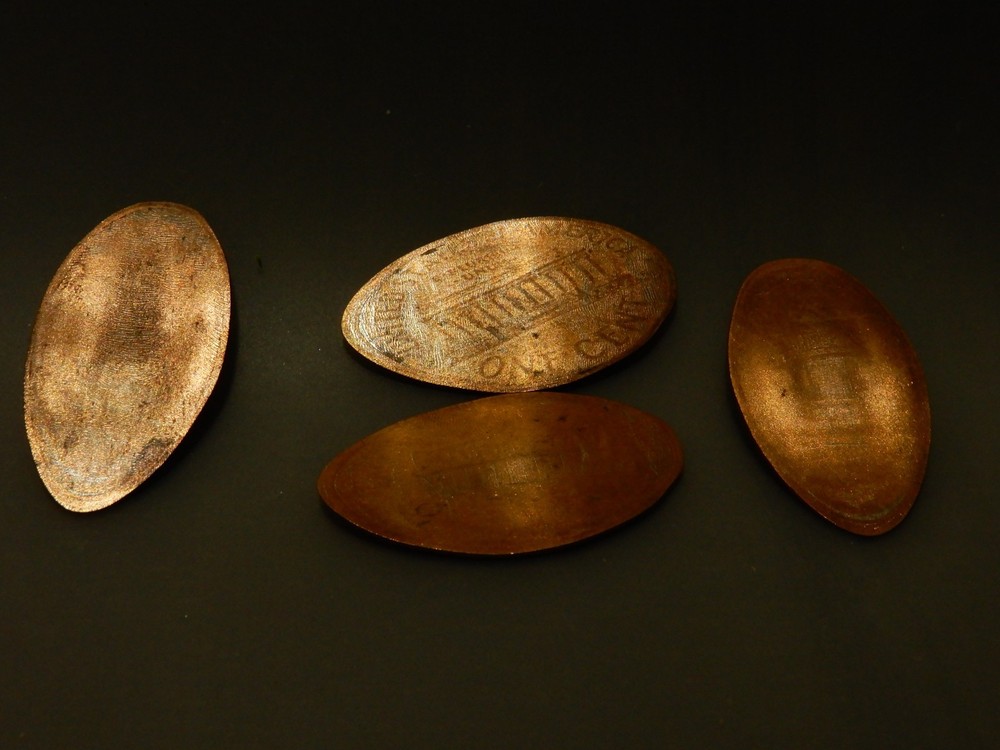 4 Legoland Souvenir Pennies