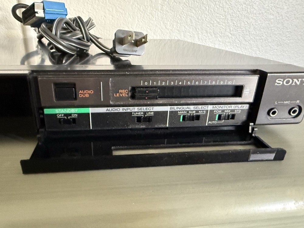 Sony PCM Ev10 Linear PCM Recorder