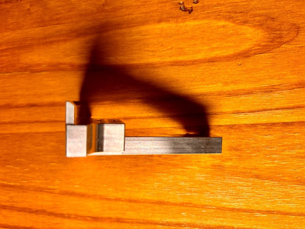 Blade Square - Bandsaw Table Precision Alignment Tool | Magnetic Digital Angle M