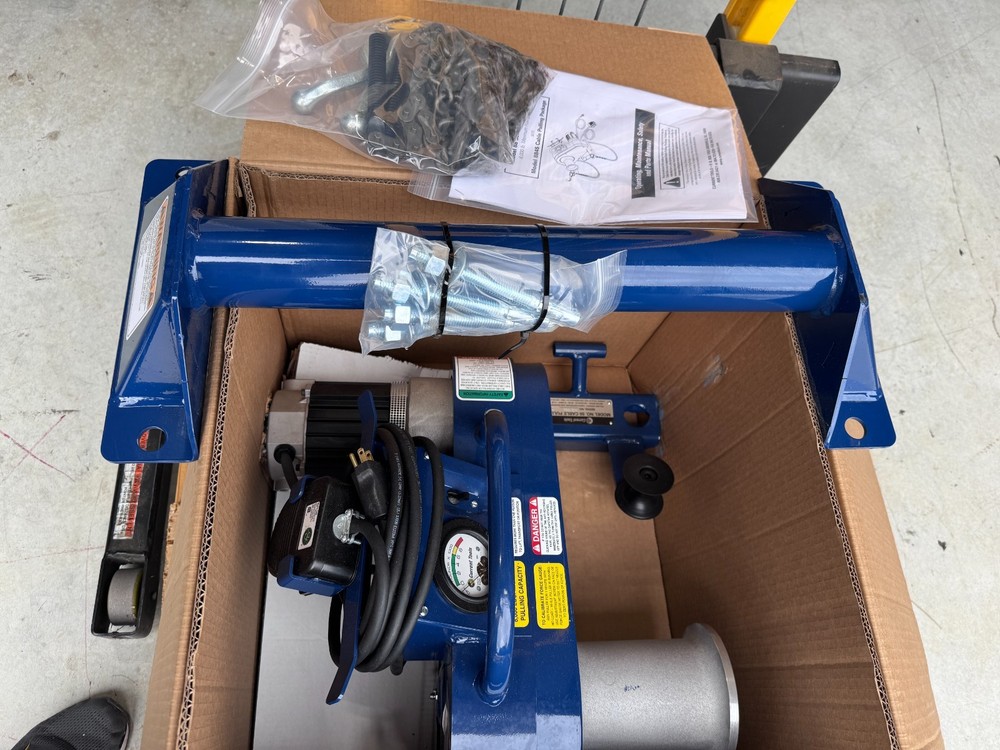 NEW - Current Tools Model 88 Cable Puller - 8845 Cable Pulling Package w/ Mount