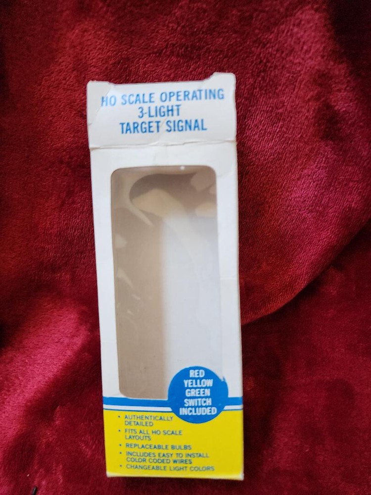 HO SCALE TRACK LIGHTS