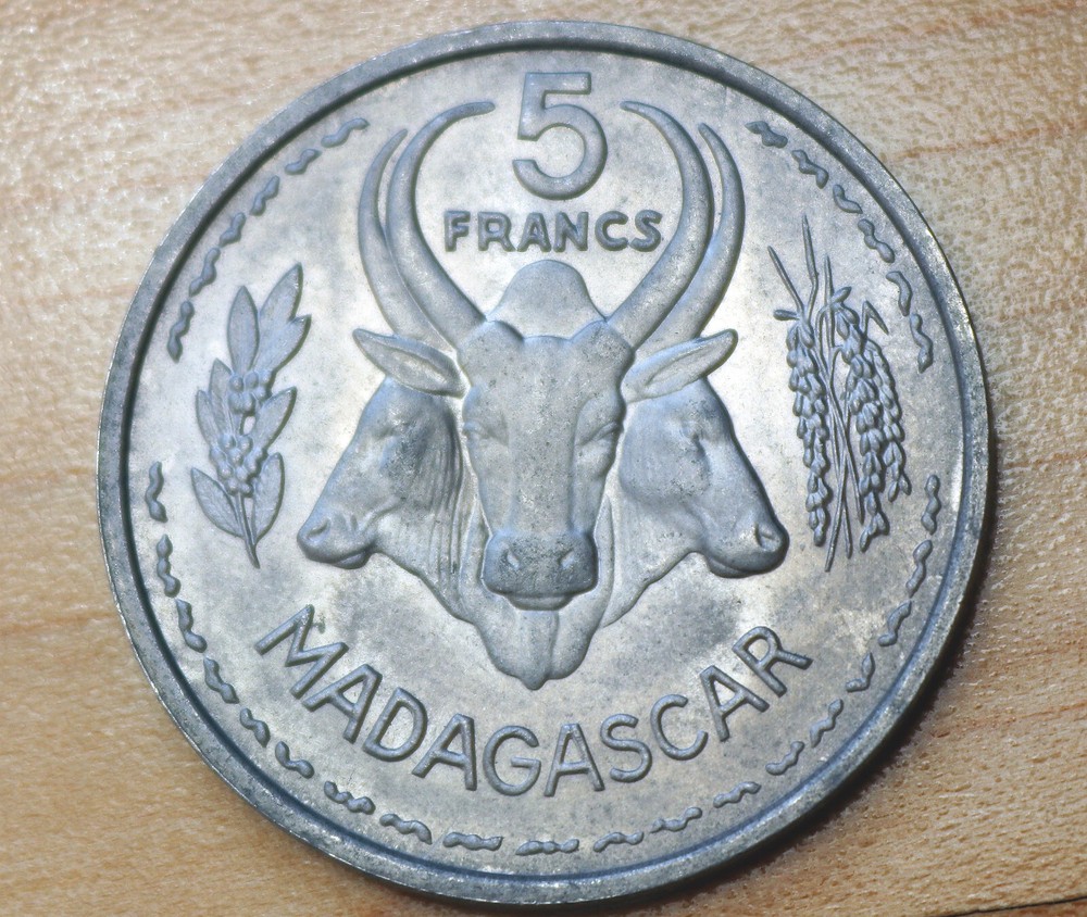 1953 Madagascar 5 Francs Zebu