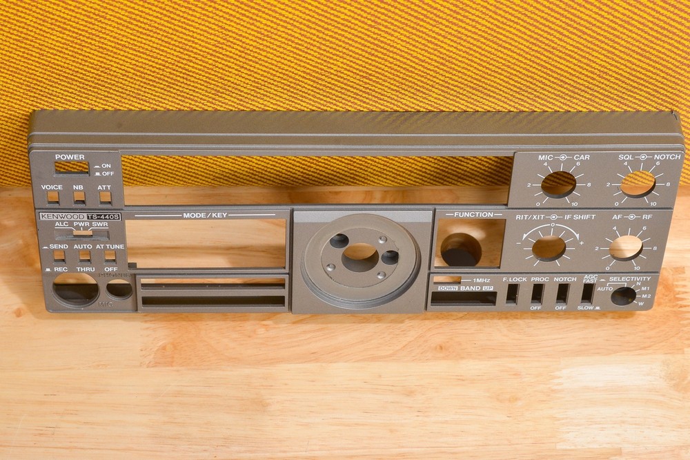 KENWOOD TS-440S FRONT PANEL (Lot 107)