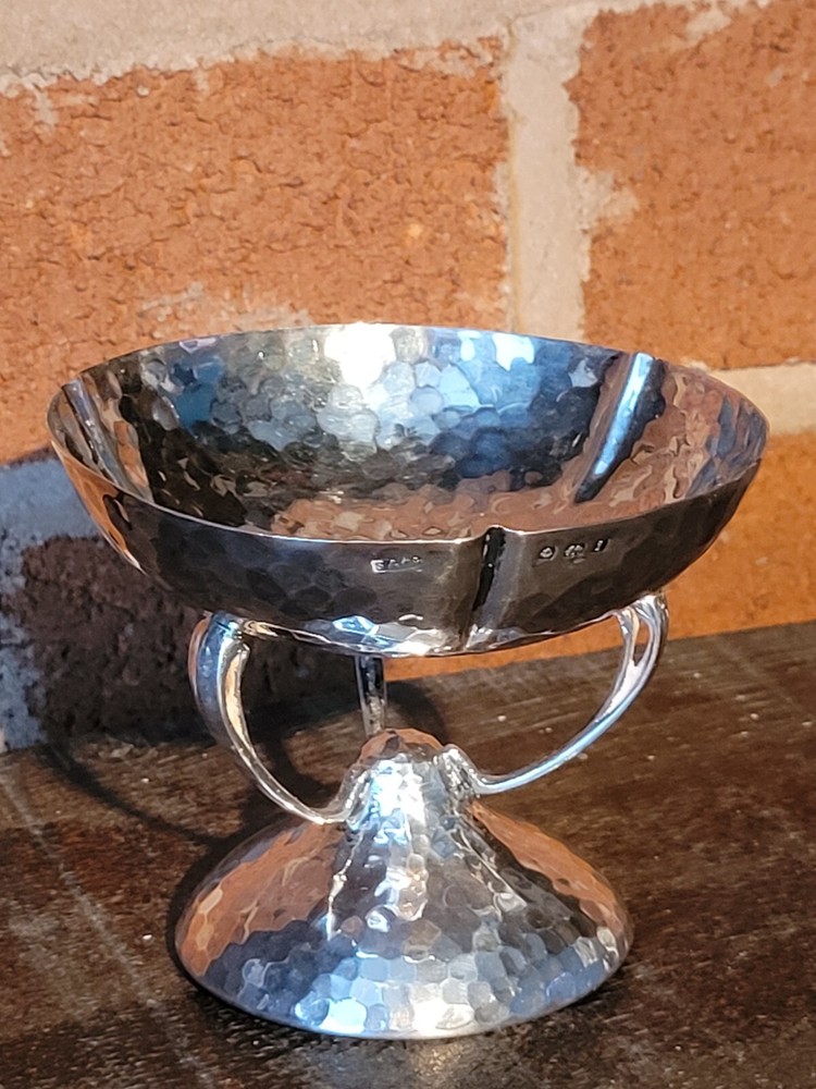 Stunning Solid Silver Bon Bon Dish Alround Hammered Finish C 1908