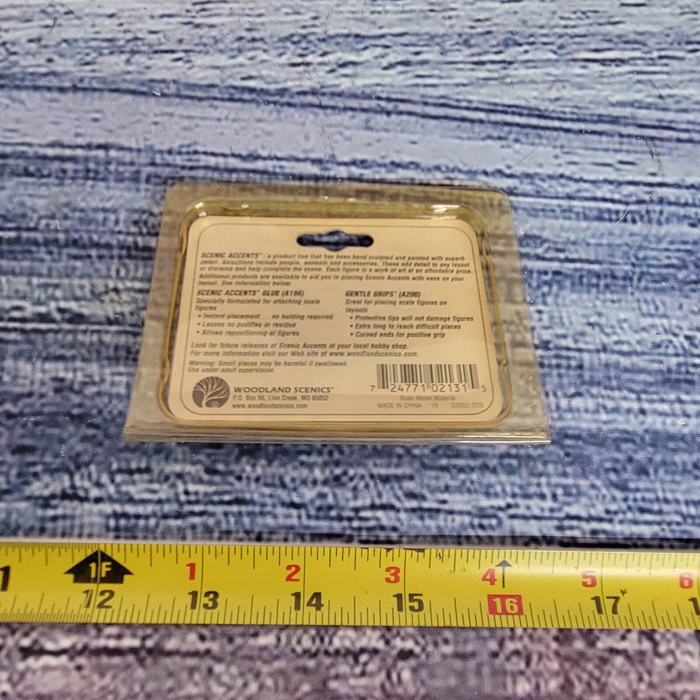 Scenic Accents N scale train personal figures sealed