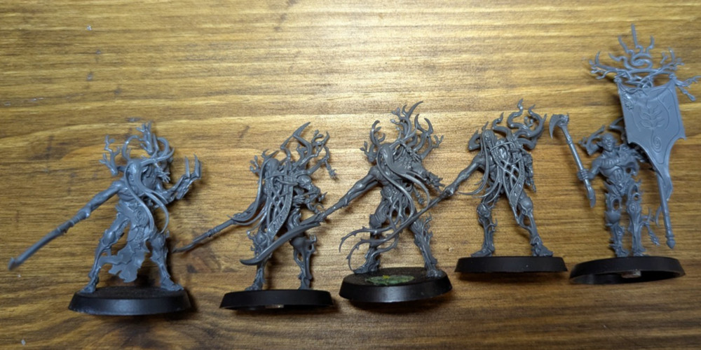 Sylvaneth Revenants x5 Assembled unpainted magnetised bases