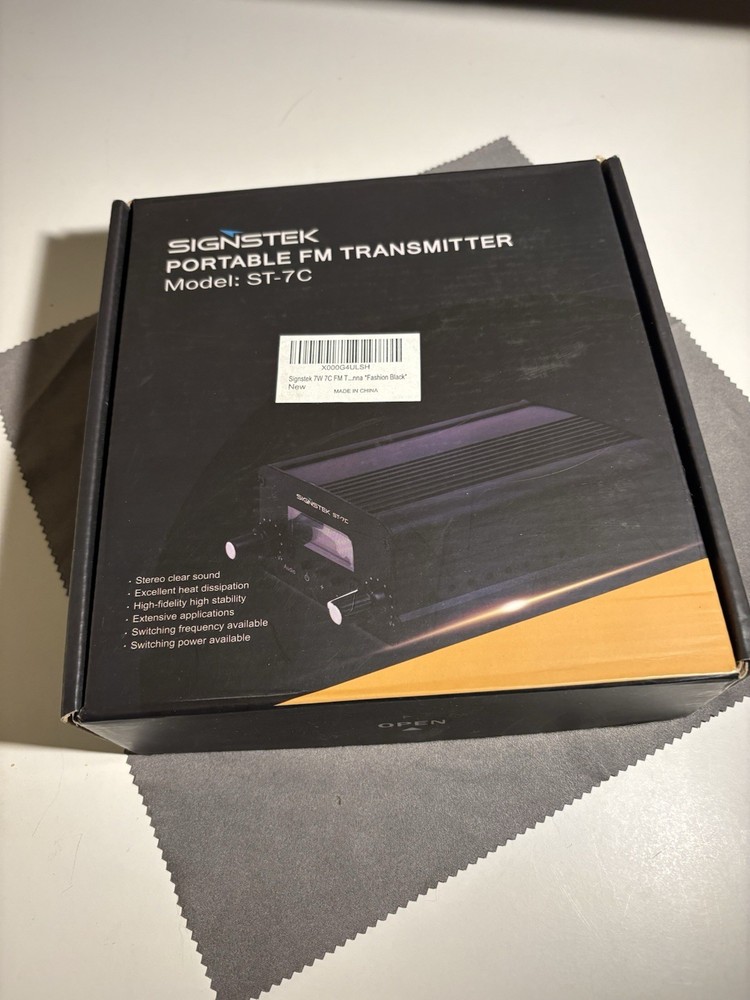 SIGNSTEK Portable FM Transmitter ST-7C  Dual Power