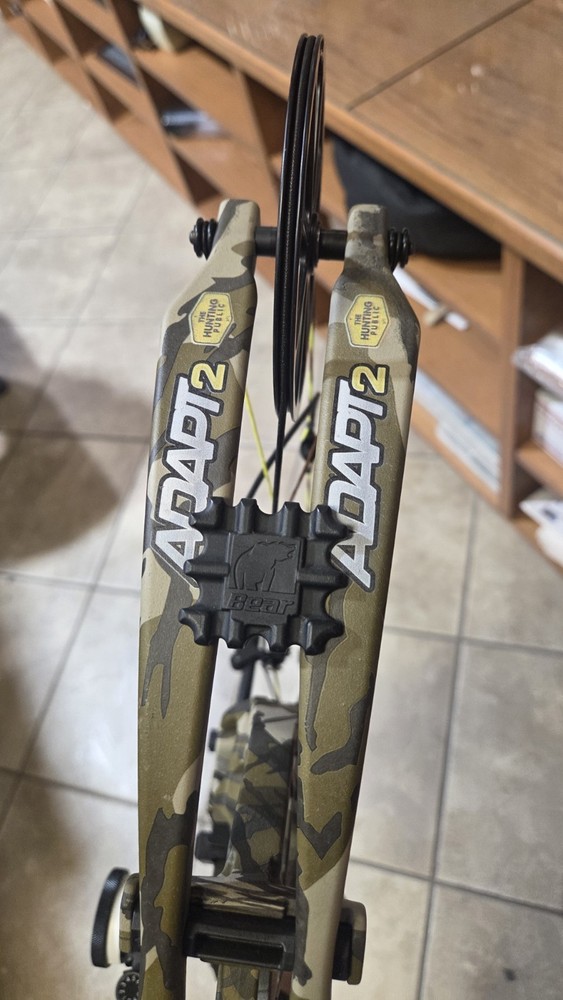 Bear Adapt 2 Plus RH 60# Compound Bow Pkg Mossy Oak Bottomland!