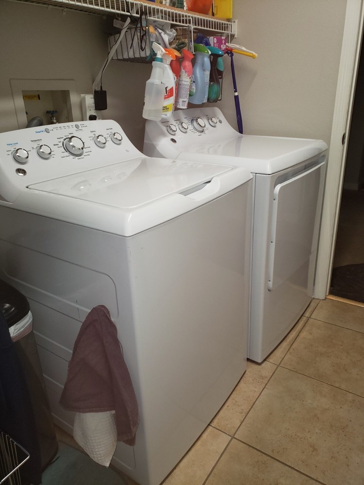 washer and dryer set            " PENDING "