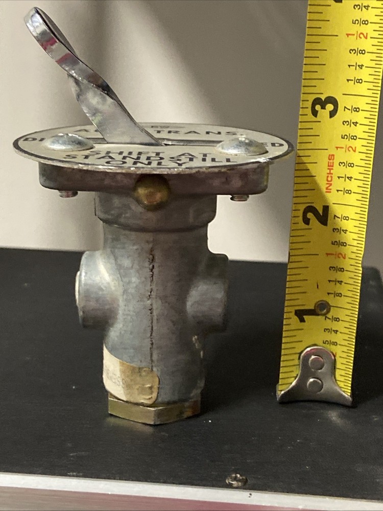 H2490T Bendix Control Valve with Flipper Switch (Old Stock)