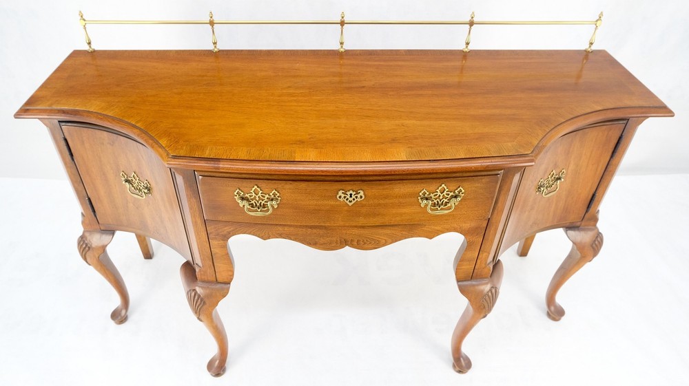 Thomasville Brass Gallery Back Banded Top Light Walnut Sideboard MINT