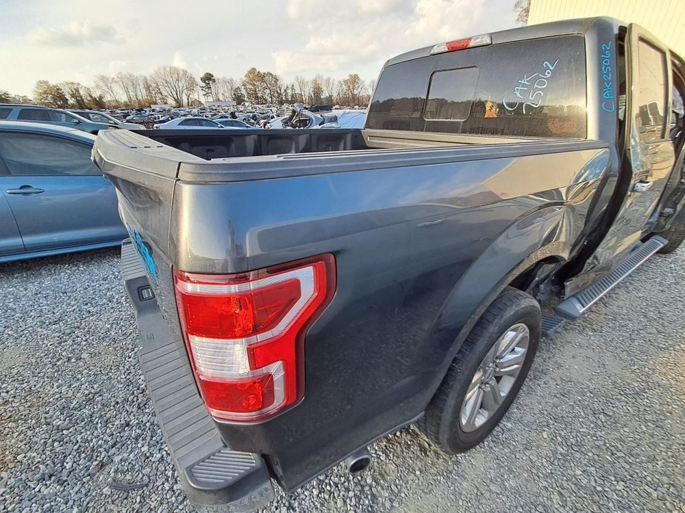 F150 2019 Glove Box 4870965