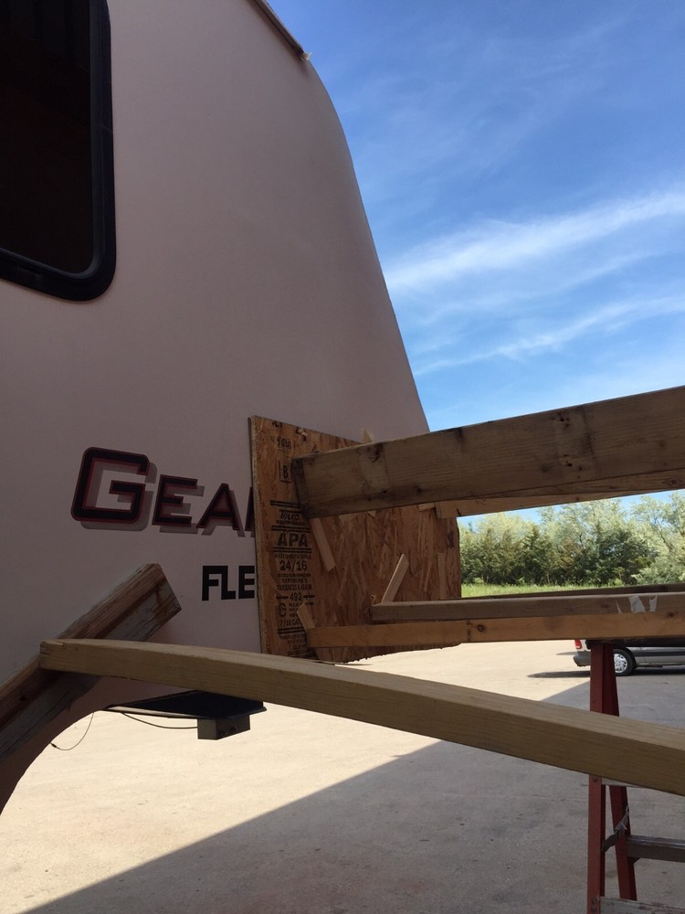 RV Camper Motorhome Wall Fiberglass Siding Delamination Repair Epoxy Kit