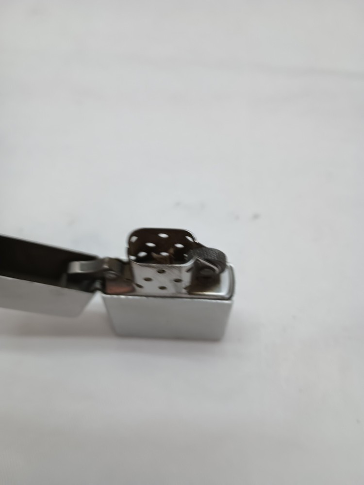 Zippo Lighter -Spins But No Spark