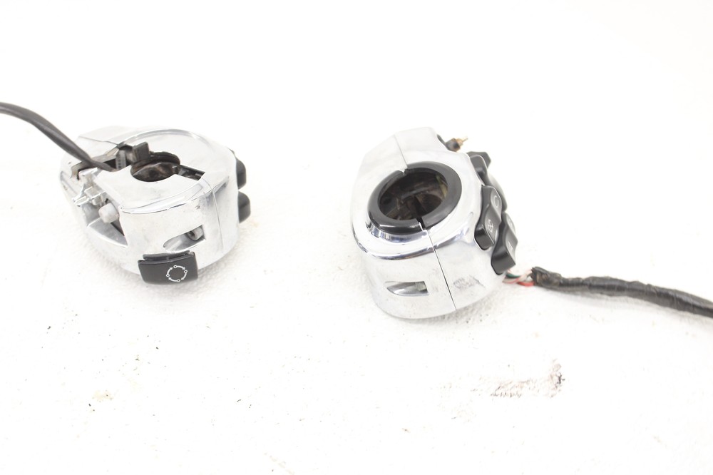 14-17 Harley Davidson Electra Ultra Limited Right/Left Control Switch Pack