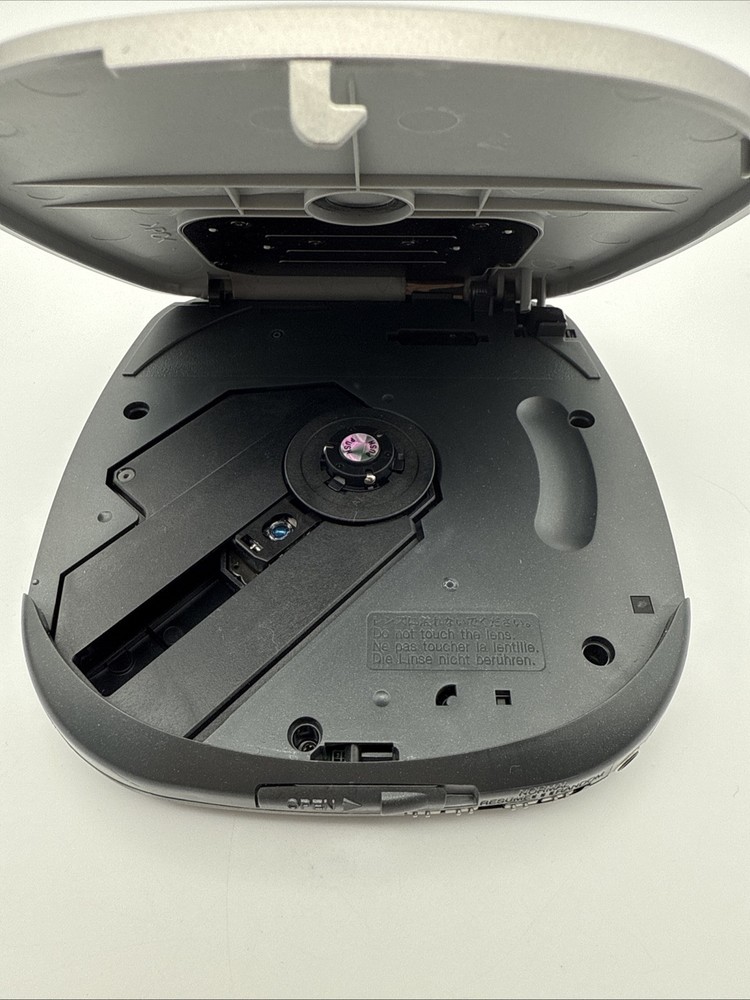 Panasonic Portable CD Player SL-SX300 Silver Bundle - Working