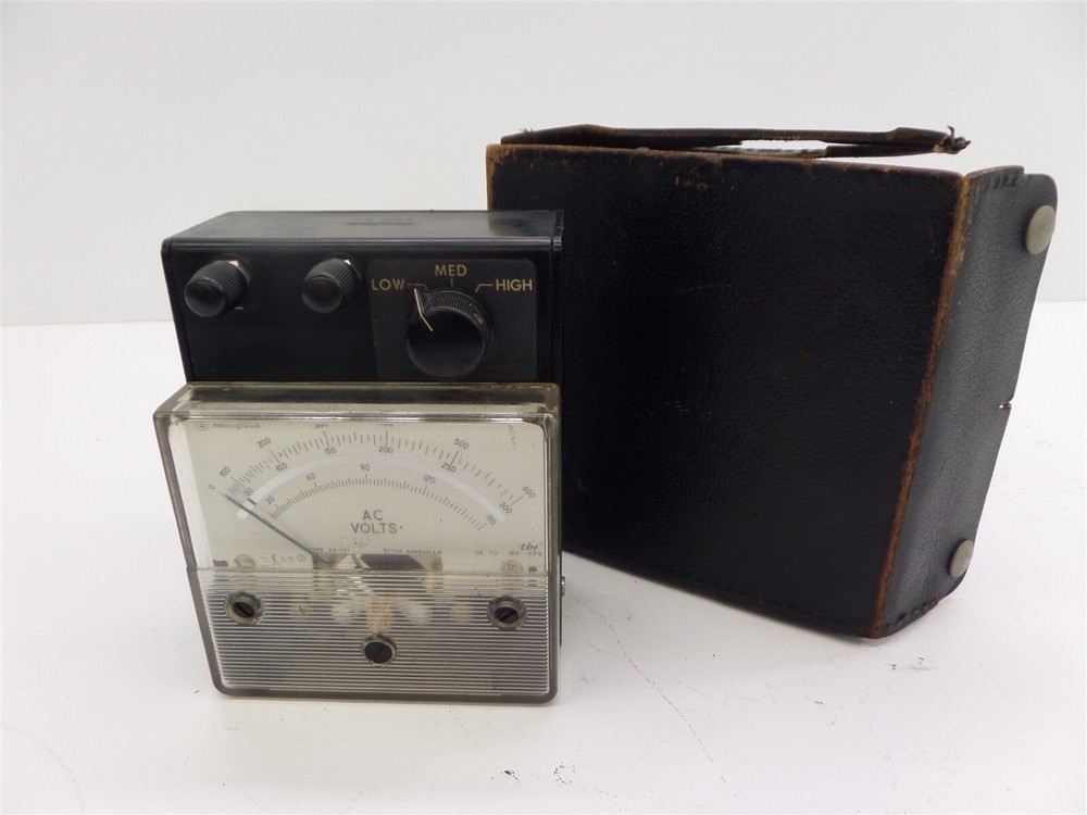 Westinghouse Type PA-141 AC Voltmeter with Case