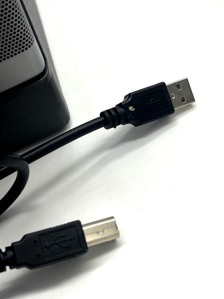 Bose Companion 5 Multimedia Speaker Complete System Computer Speaker TESTED