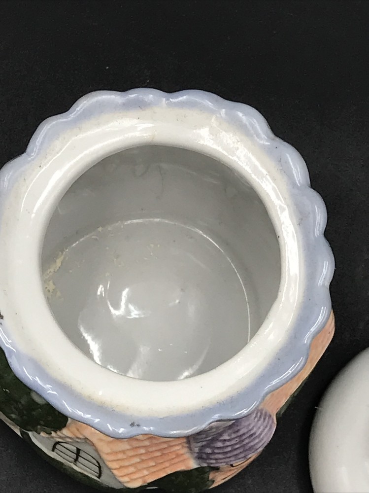 VINTAGE COTTAGE THEME SUGAR BOWL HEAVY.