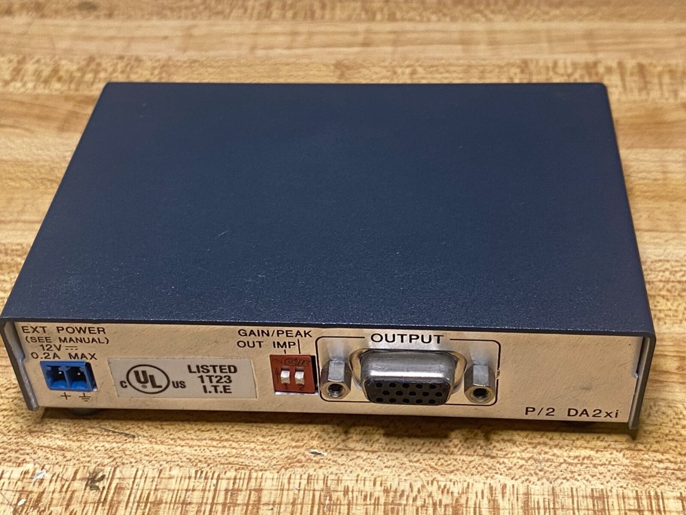EXTRON P/2 DA2xi and P/2 DA2xi MT