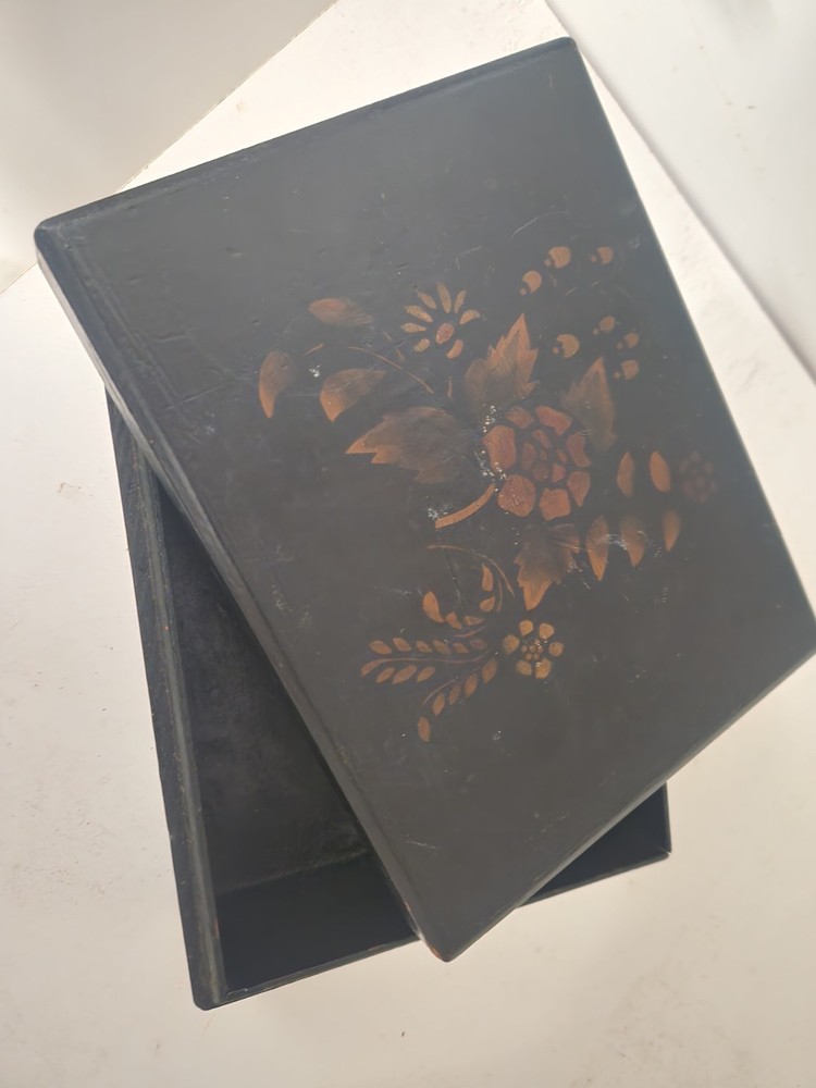 Japanese Lacquer Box aka:Urushi-Nuri
