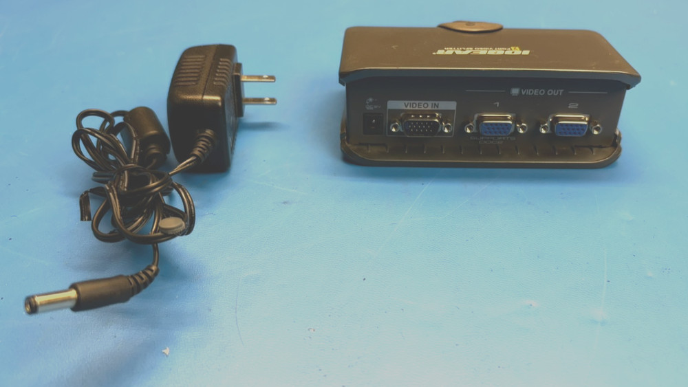 IOGear (GVS92) 2-Ports External Video splitter