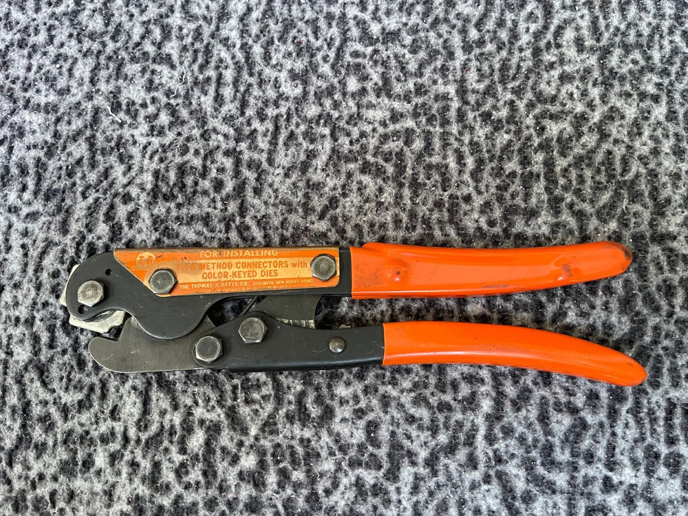 Vintage Thomas & Betts • TBM-2 • Terminal Crimper Tool