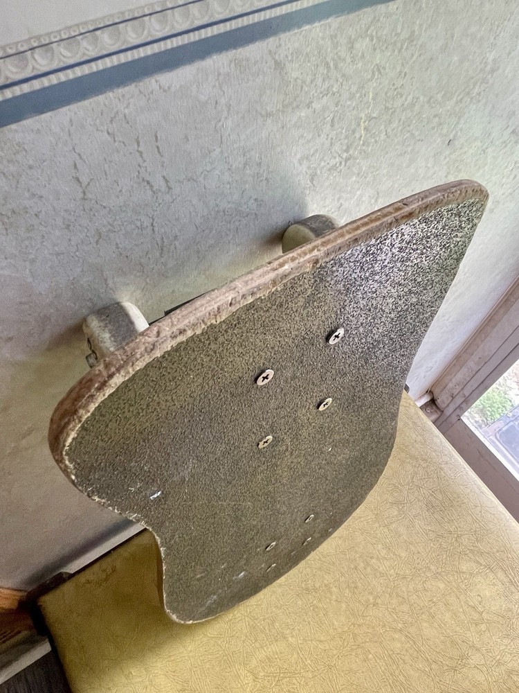 Eric Nash Dozr 18in Short Board