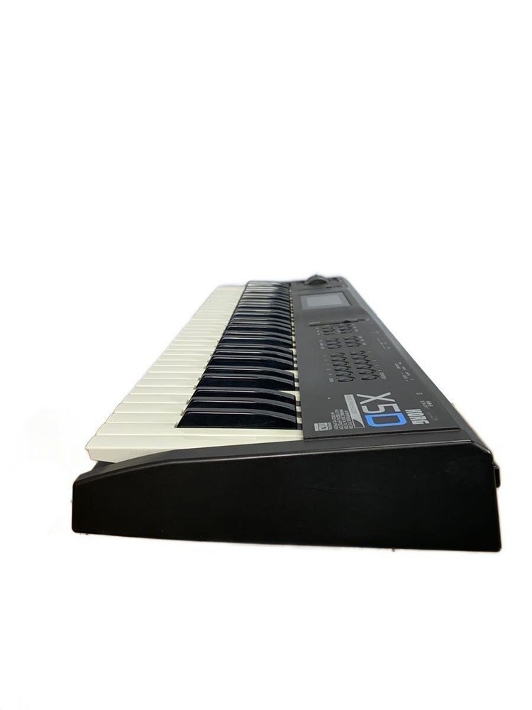 KORG Synthesizer X5d Used