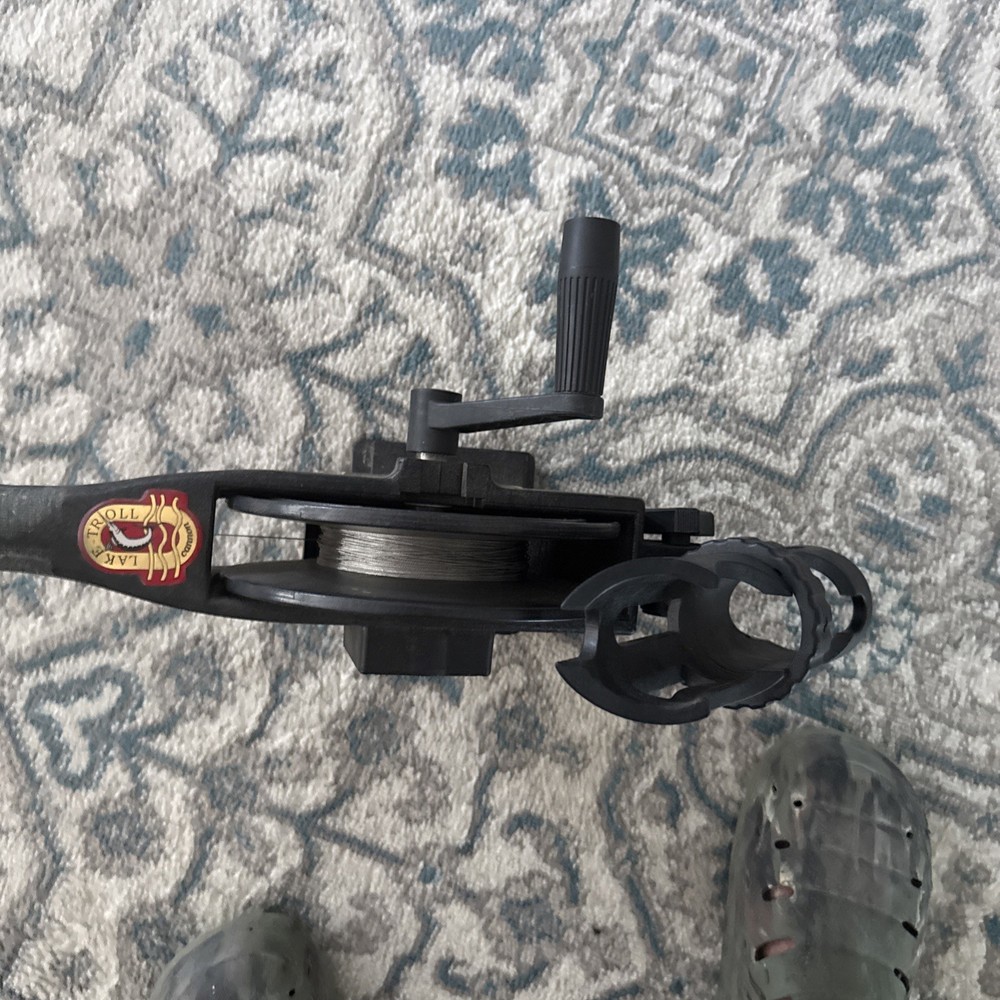 Cannon Downrigger W/O Base. Lake Troll