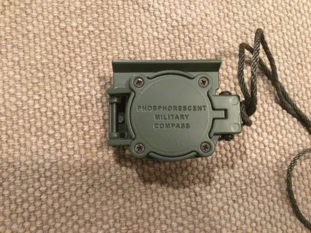 Model 27 Cammenga U.S. phosphorescent Military compass