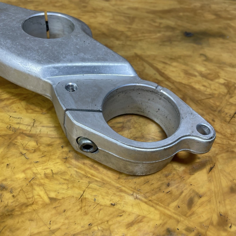 DUCATI ST2 ST4 TOP YOKE UPPER 1997 - 2003