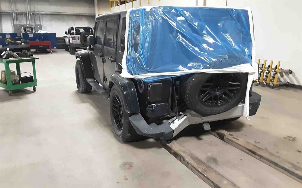 Used Windshield Frame fits: 2010 Jeep Wrangler Grade A
